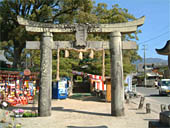 小城公園そばの岡山神社
