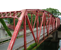 昭和４年に架設されたレトロ調でなかなかムードのあった「船小屋橋」
