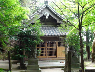 荒穂神社の社殿