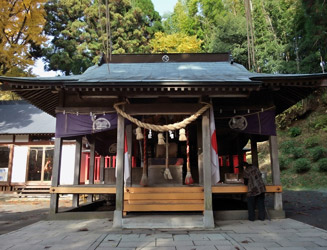 白川吉見神社の拝殿