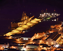 米海軍の強襲揚陸艦エセックス