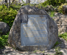 立山千本桜の功労者 井村学さんを称える記念碑