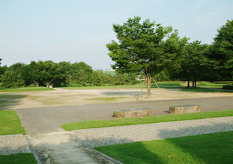 豊後国分寺跡の周辺は史跡公園になっている