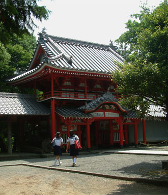 弥栄神社の楼門