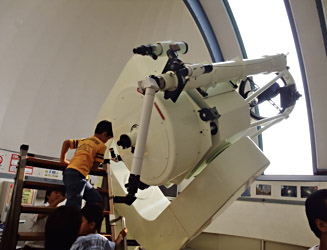 関崎海星館にある６０ｃｍ反射望遠鏡
