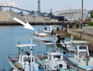 巌流島へは下関の彦島江の浦桟橋から瀬渡船で行きます