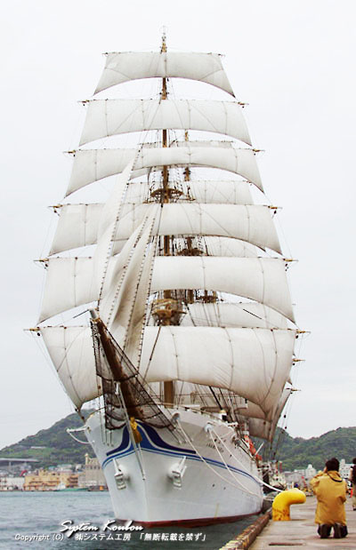 帆を張った海王丸