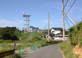 島の北部にむけて出発。NTTの中継タワー
