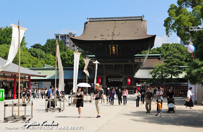 筥崎宮は日本三大八幡宮の一つ
