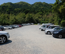 登山口に近い登山者用駐車場