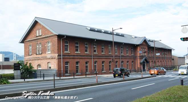 今は九州鉄道記念館となっている赤レンガ造りの初代九州鉄道本社社屋は明治24年（1891）に建築された建物
