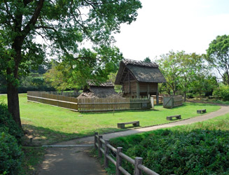 岩戸山古墳の北側にある公園「弥生の広場」