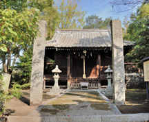 中津城内にある城井神社