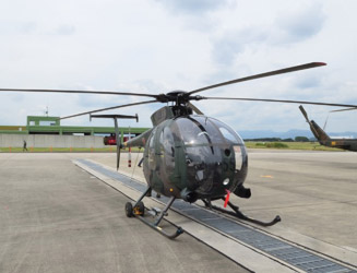 連絡観測用ヘリ OH-6（製造者：ヒューズ）